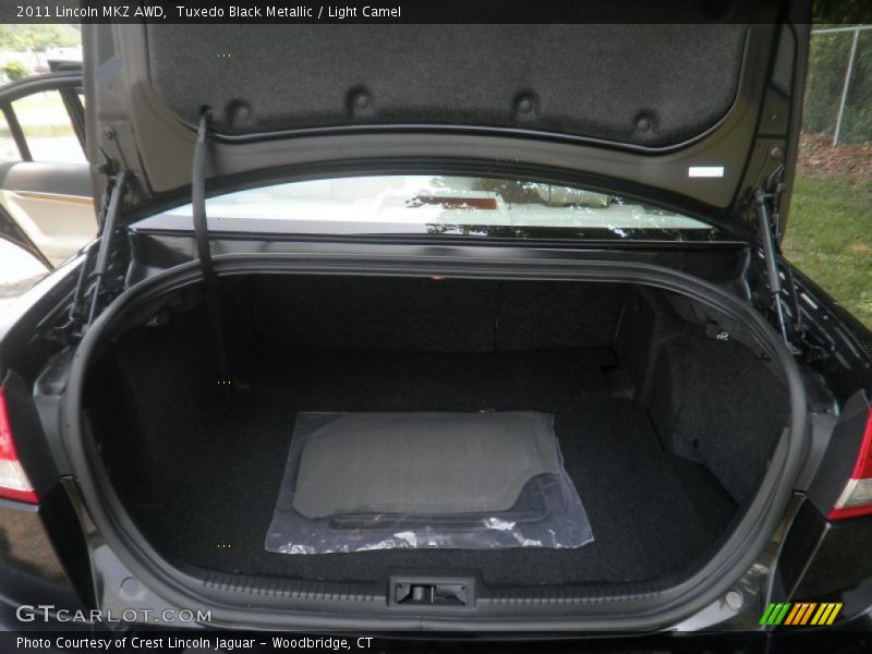 Tuxedo Black Metallic / Light Camel 2011 Lincoln MKZ AWD