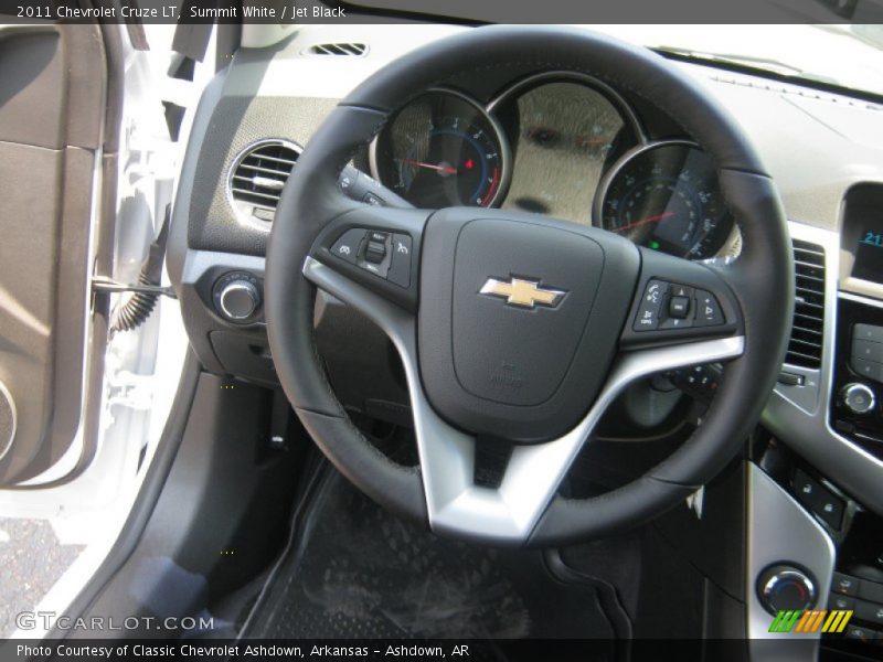Summit White / Jet Black 2011 Chevrolet Cruze LT