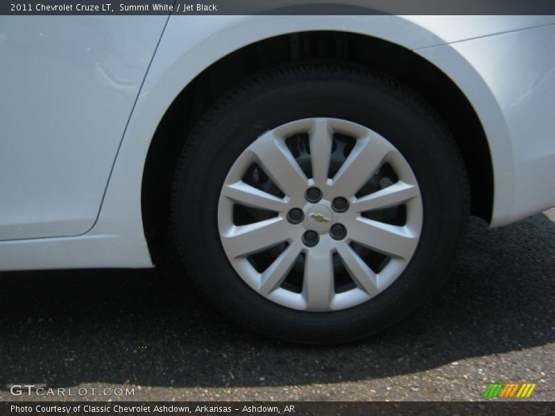 Summit White / Jet Black 2011 Chevrolet Cruze LT