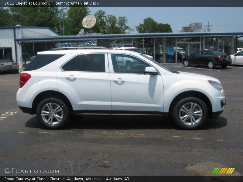 Summit White / Jet Black 2011 Chevrolet Equinox LT