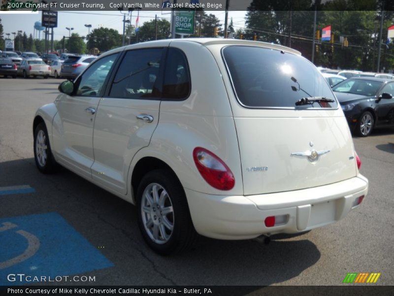 Cool Vanilla White / Pastel Pebble Beige 2007 Chrysler PT Cruiser Touring