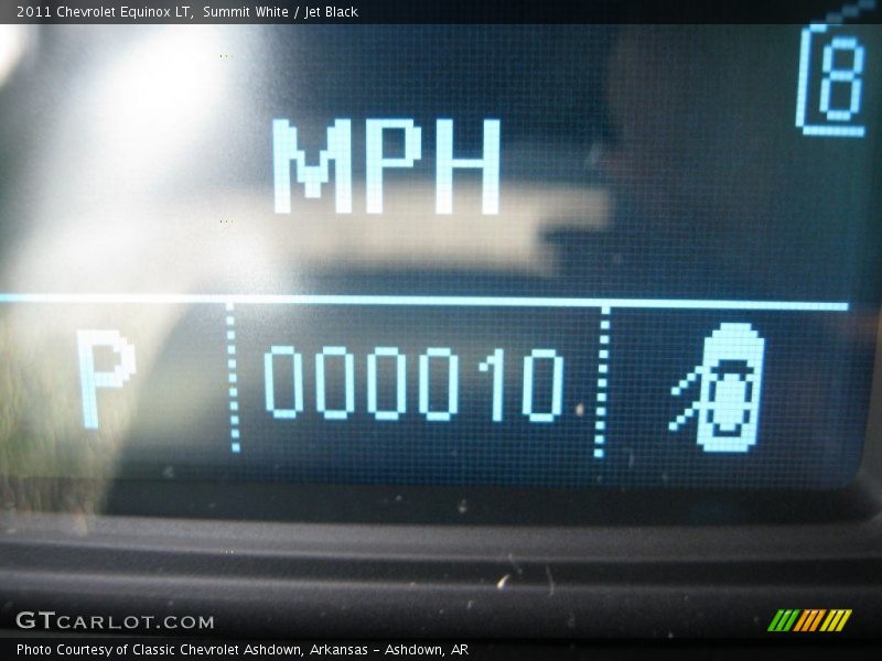 Summit White / Jet Black 2011 Chevrolet Equinox LT