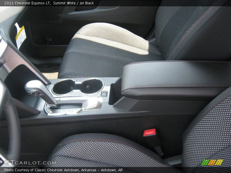 Summit White / Jet Black 2011 Chevrolet Equinox LT