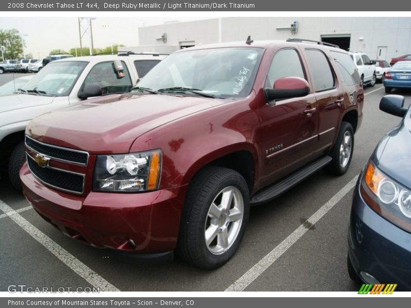 Front 3/4 View of 2008 Tahoe LT 4x4