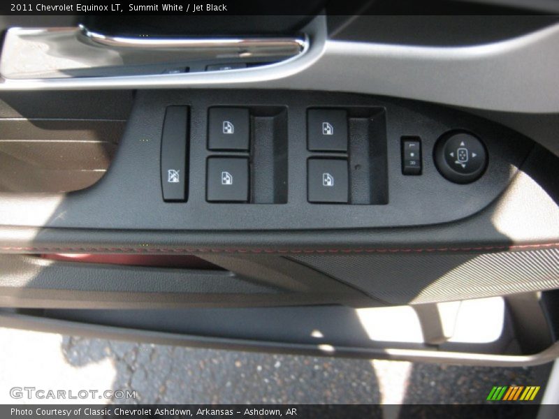 Summit White / Jet Black 2011 Chevrolet Equinox LT