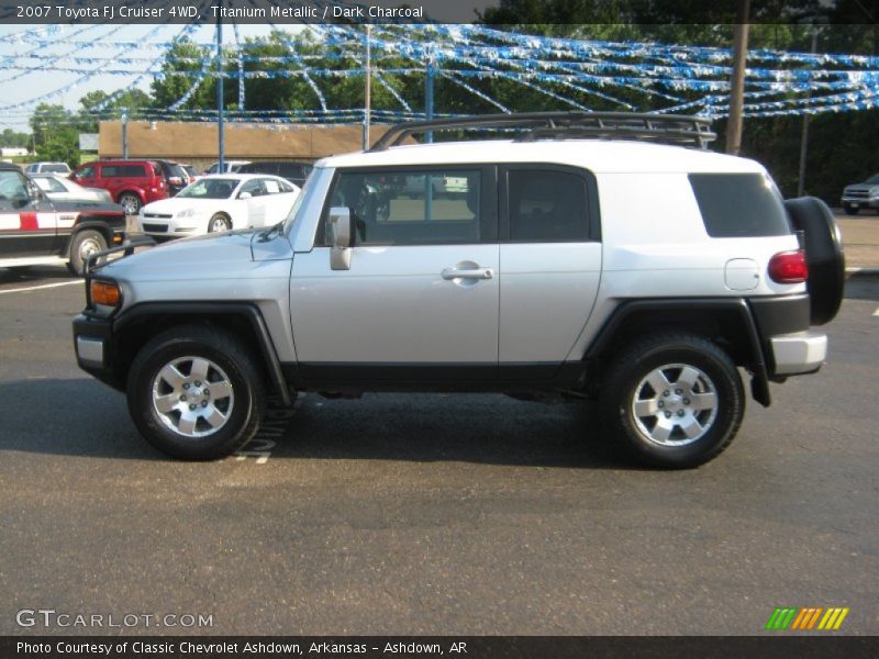 Titanium Metallic / Dark Charcoal 2007 Toyota FJ Cruiser 4WD