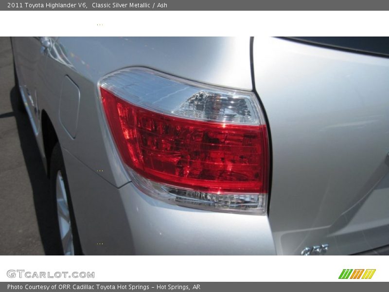 Classic Silver Metallic / Ash 2011 Toyota Highlander V6