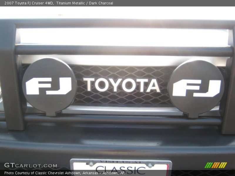 Titanium Metallic / Dark Charcoal 2007 Toyota FJ Cruiser 4WD