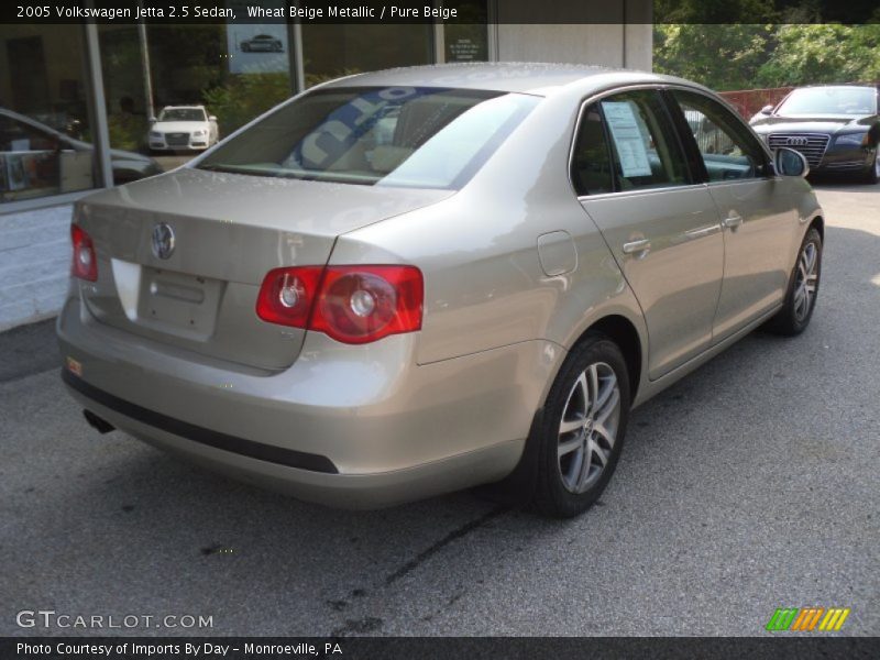 Wheat Beige Metallic / Pure Beige 2005 Volkswagen Jetta 2.5 Sedan