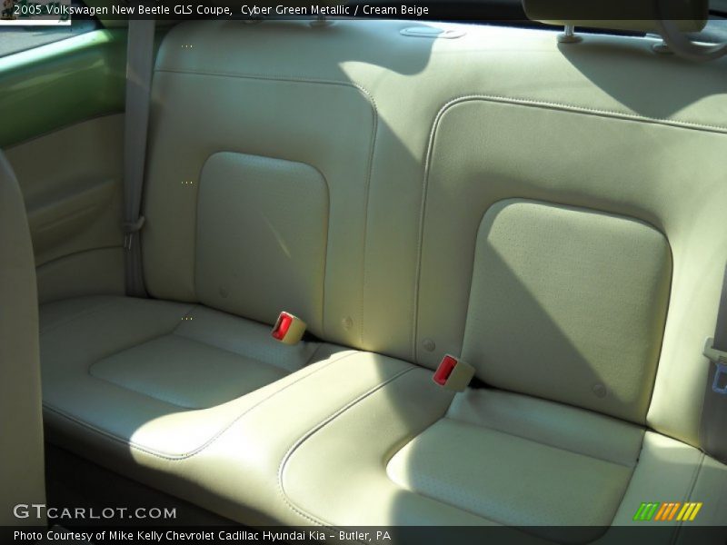 Cyber Green Metallic / Cream Beige 2005 Volkswagen New Beetle GLS Coupe
