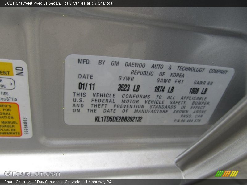 Ice Silver Metallic / Charcoal 2011 Chevrolet Aveo LT Sedan