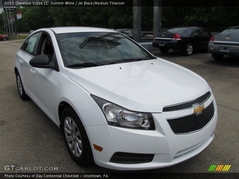 Summit White / Jet Black/Medium Titanium 2011 Chevrolet Cruze LS
