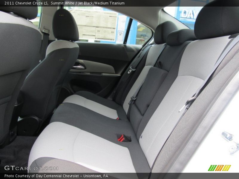Summit White / Jet Black/Medium Titanium 2011 Chevrolet Cruze LS