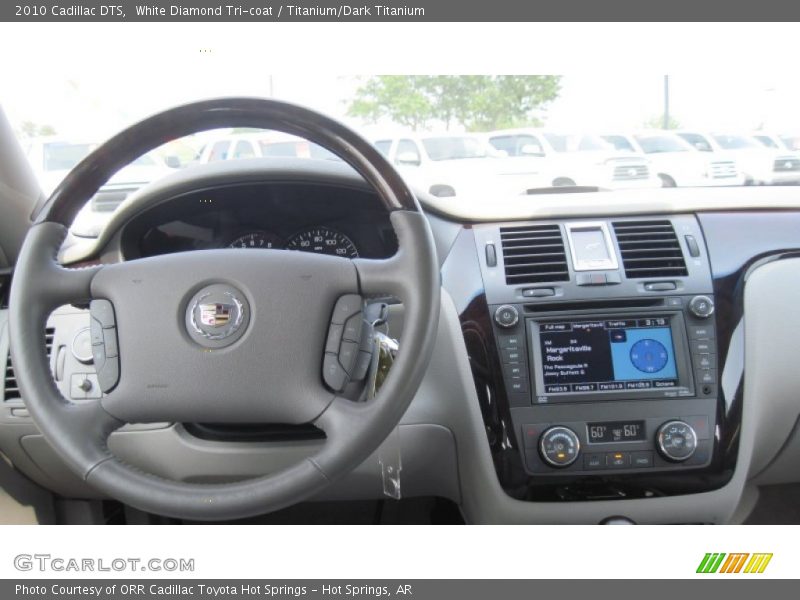 White Diamond Tri-coat / Titanium/Dark Titanium 2010 Cadillac DTS