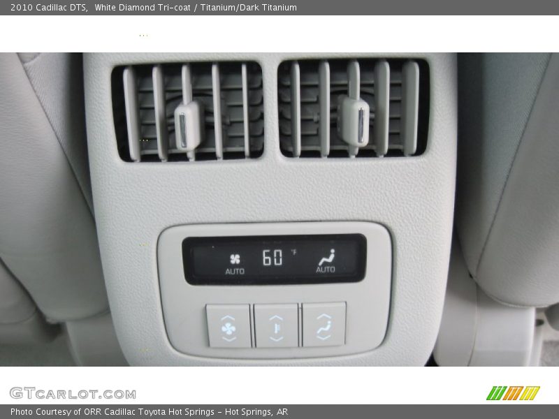 White Diamond Tri-coat / Titanium/Dark Titanium 2010 Cadillac DTS