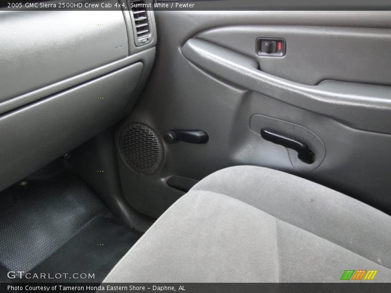 Summit White / Pewter 2005 GMC Sierra 2500HD Crew Cab 4x4