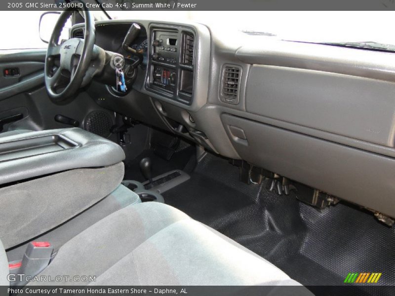 Summit White / Pewter 2005 GMC Sierra 2500HD Crew Cab 4x4