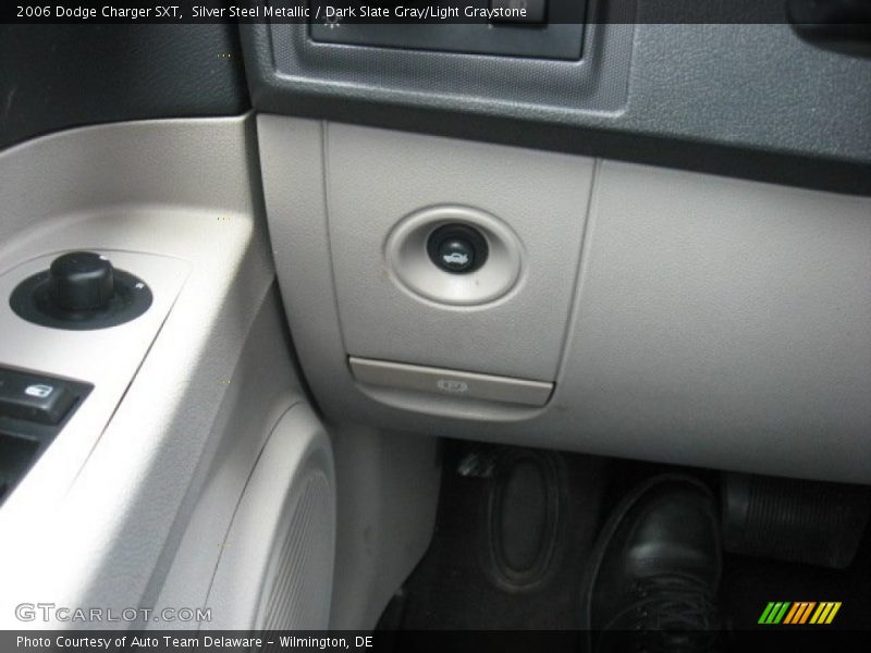 Silver Steel Metallic / Dark Slate Gray/Light Graystone 2006 Dodge Charger SXT