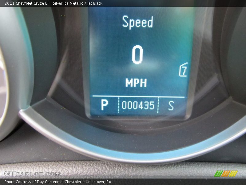 Silver Ice Metallic / Jet Black 2011 Chevrolet Cruze LT