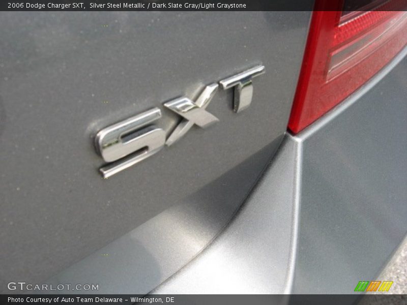 Silver Steel Metallic / Dark Slate Gray/Light Graystone 2006 Dodge Charger SXT