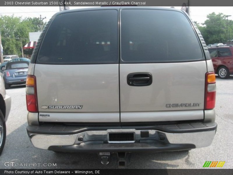 Sandalwood Metallic / Gray/Dark Charcoal 2003 Chevrolet Suburban 1500 LS 4x4
