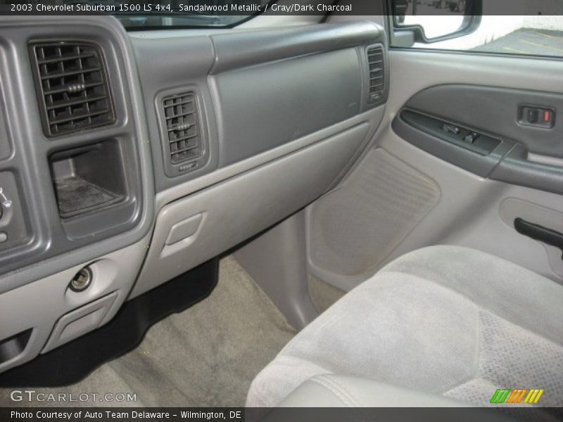 Sandalwood Metallic / Gray/Dark Charcoal 2003 Chevrolet Suburban 1500 LS 4x4