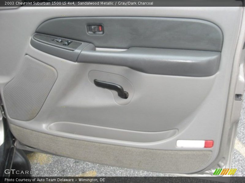 Sandalwood Metallic / Gray/Dark Charcoal 2003 Chevrolet Suburban 1500 LS 4x4