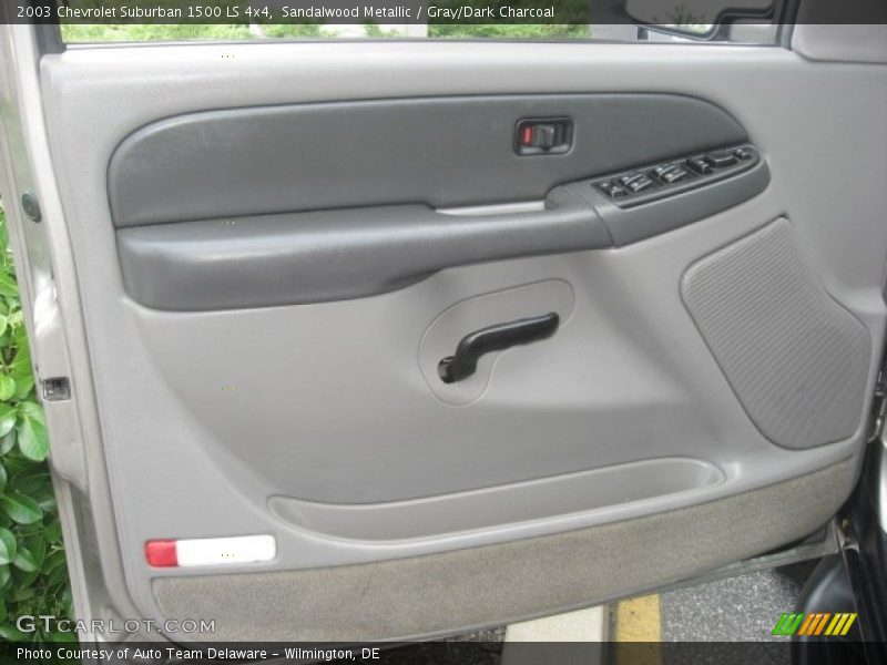 Sandalwood Metallic / Gray/Dark Charcoal 2003 Chevrolet Suburban 1500 LS 4x4