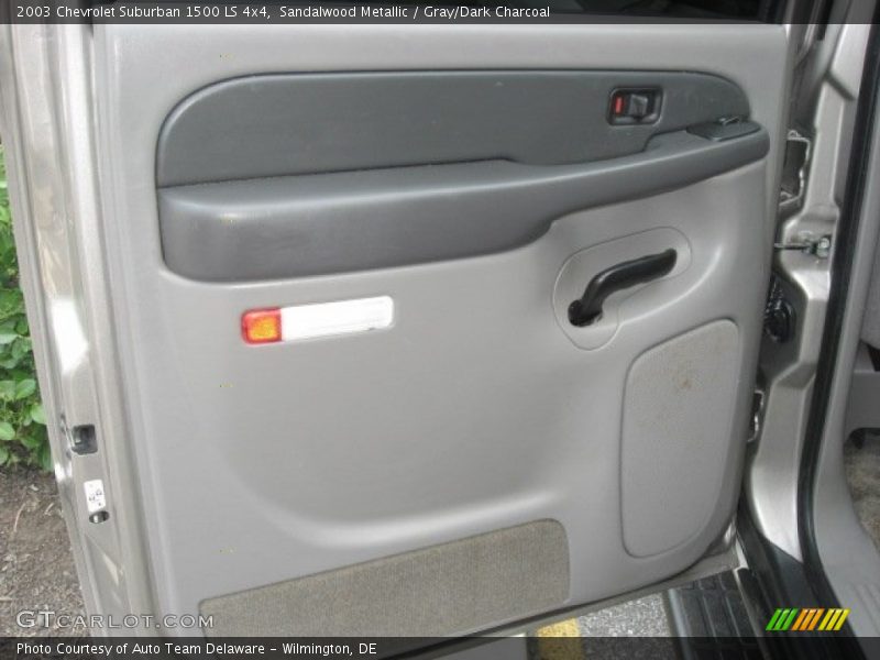 Sandalwood Metallic / Gray/Dark Charcoal 2003 Chevrolet Suburban 1500 LS 4x4