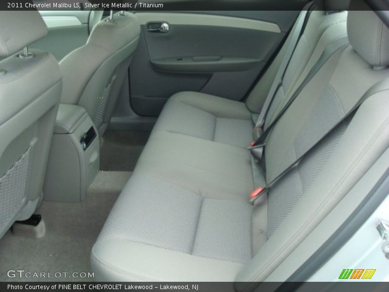 Silver Ice Metallic / Titanium 2011 Chevrolet Malibu LS