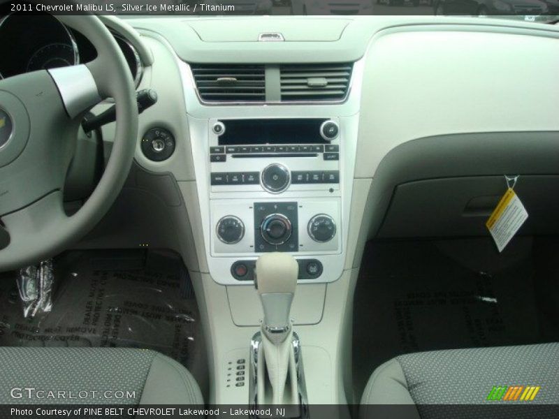 Silver Ice Metallic / Titanium 2011 Chevrolet Malibu LS