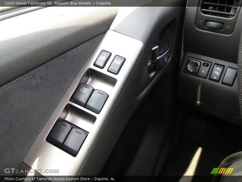 Majestic Blue Metallic / Graphite 2006 Nissan Pathfinder SE