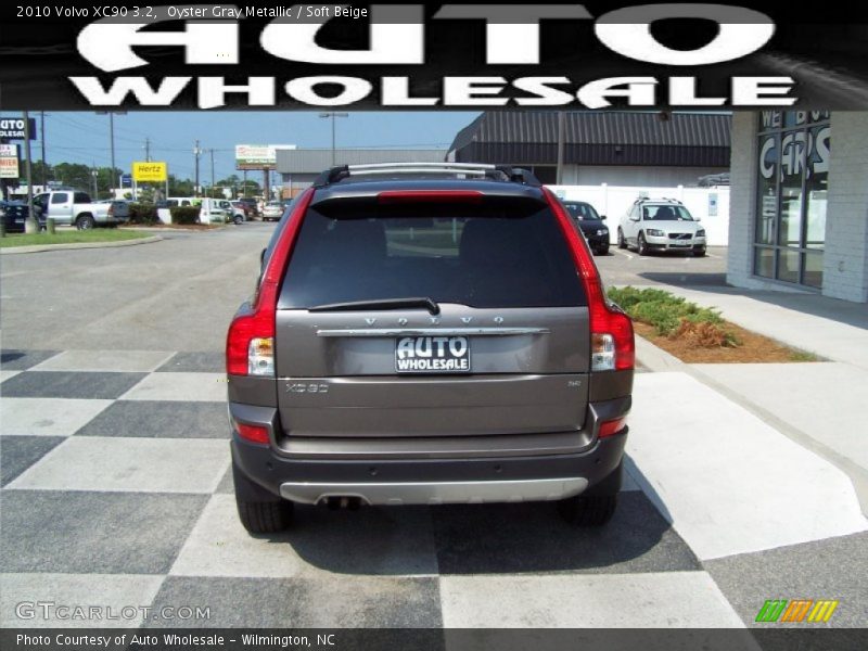 Oyster Gray Metallic / Soft Beige 2010 Volvo XC90 3.2