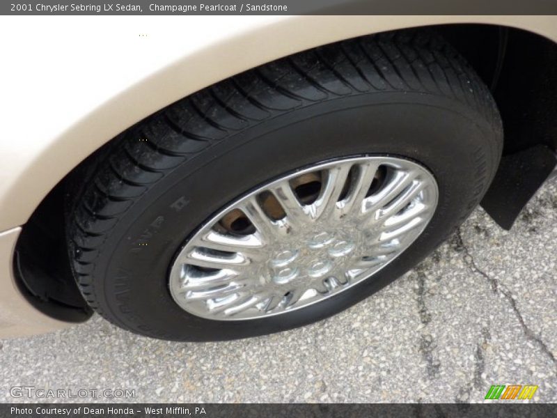 Champagne Pearlcoat / Sandstone 2001 Chrysler Sebring LX Sedan