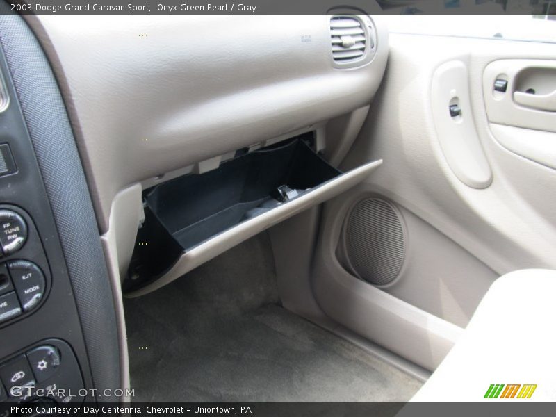 Onyx Green Pearl / Gray 2003 Dodge Grand Caravan Sport