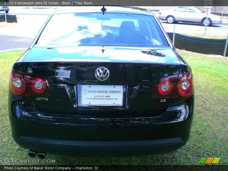 Black / Titan Black 2010 Volkswagen Jetta SE Sedan