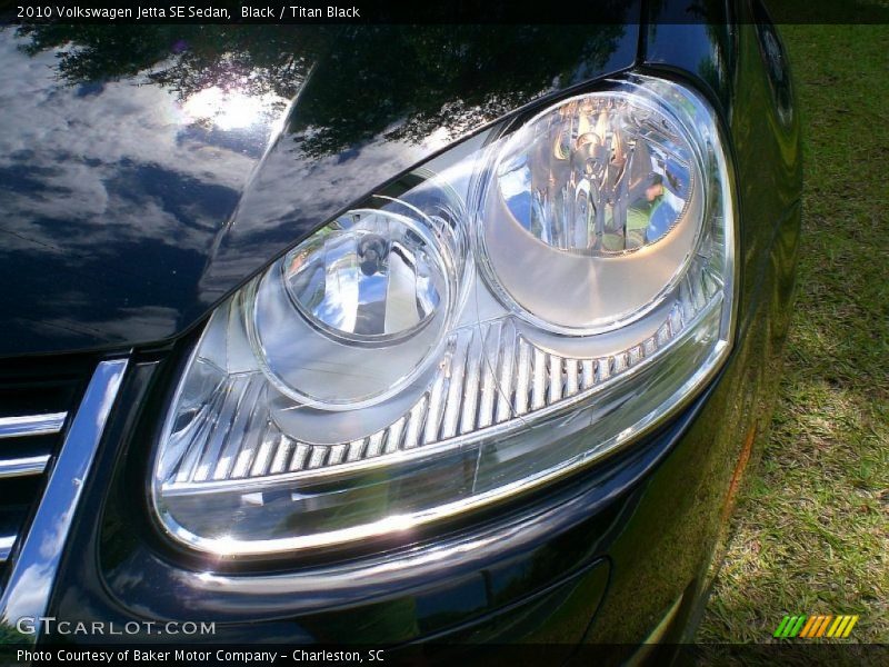 Black / Titan Black 2010 Volkswagen Jetta SE Sedan
