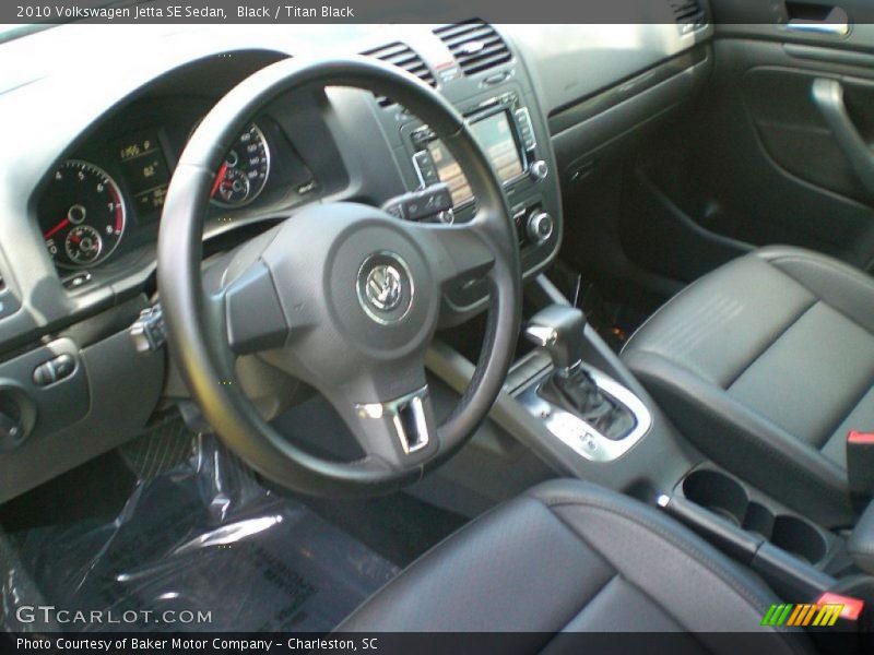 Black / Titan Black 2010 Volkswagen Jetta SE Sedan