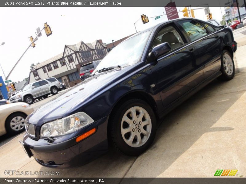 Atlantic Blue Metallic / Taupe/Light Taupe 2001 Volvo S40 1.9T