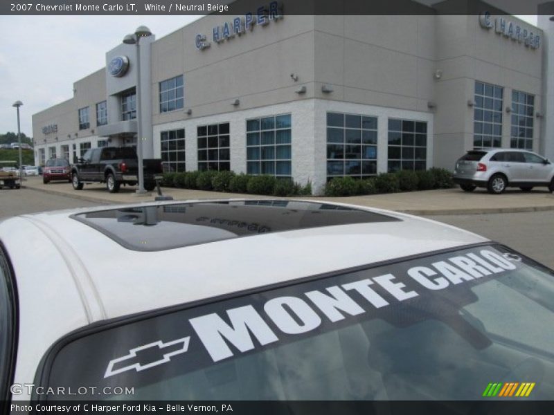 White / Neutral Beige 2007 Chevrolet Monte Carlo LT
