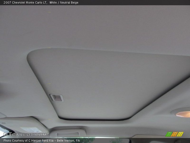 White / Neutral Beige 2007 Chevrolet Monte Carlo LT