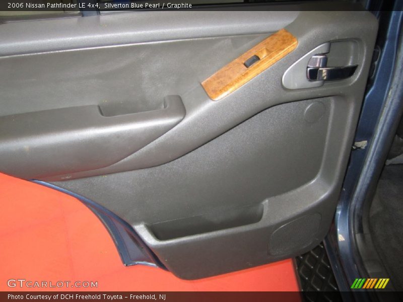Silverton Blue Pearl / Graphite 2006 Nissan Pathfinder LE 4x4
