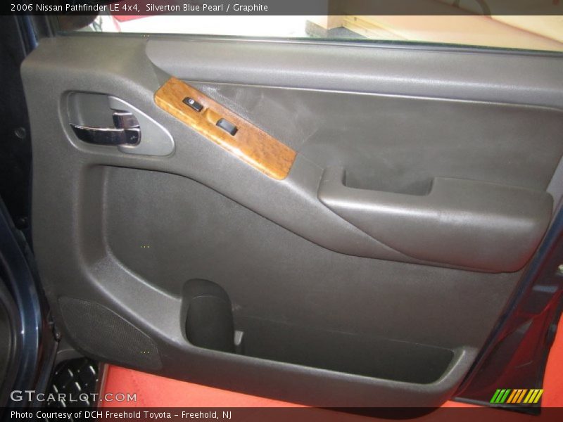 Silverton Blue Pearl / Graphite 2006 Nissan Pathfinder LE 4x4