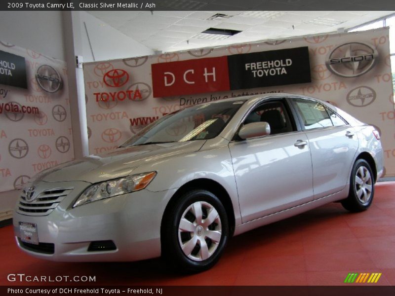 Classic Silver Metallic / Ash 2009 Toyota Camry LE