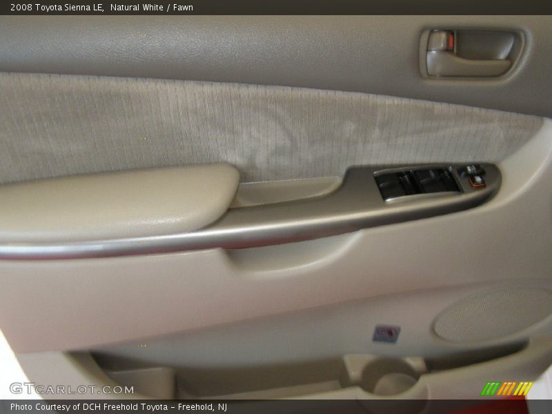Natural White / Fawn 2008 Toyota Sienna LE