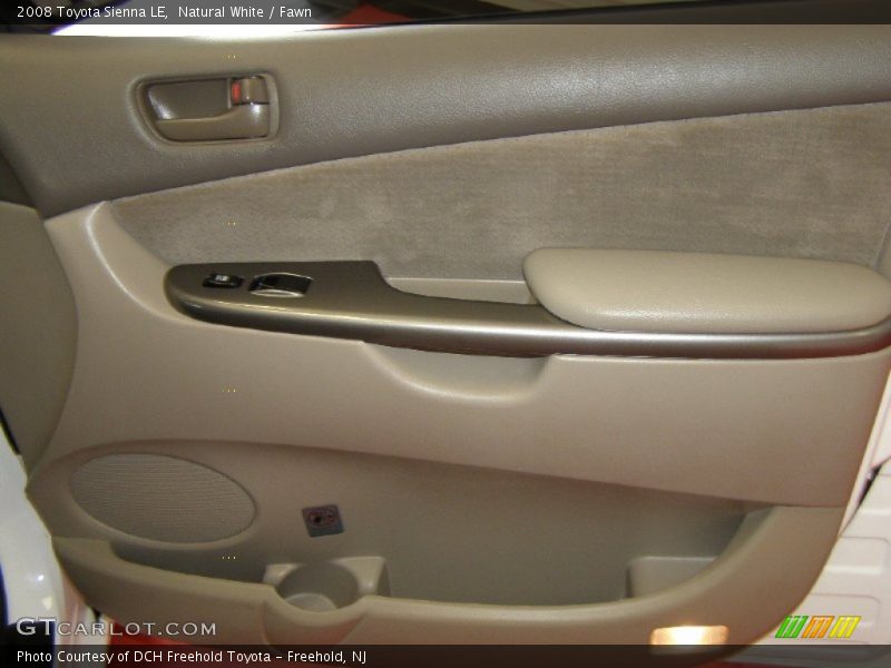 Natural White / Fawn 2008 Toyota Sienna LE