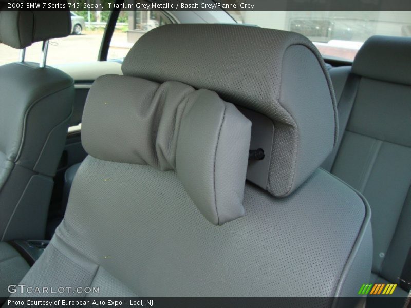  2005 7 Series 745i Sedan Basalt Grey/Flannel Grey Interior