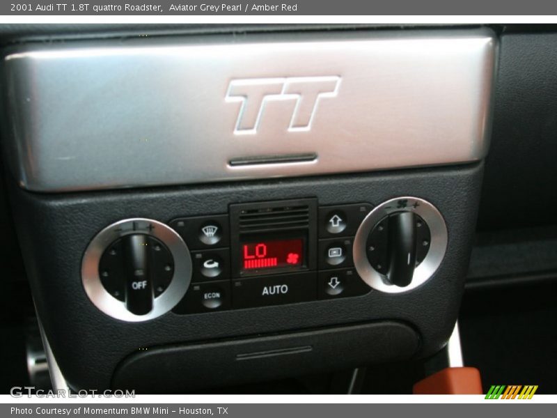 Controls of 2001 TT 1.8T quattro Roadster