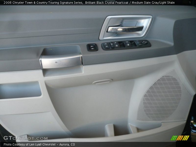 Brilliant Black Crystal Pearlcoat / Medium Slate Gray/Light Shale 2008 Chrysler Town & Country Touring Signature Series