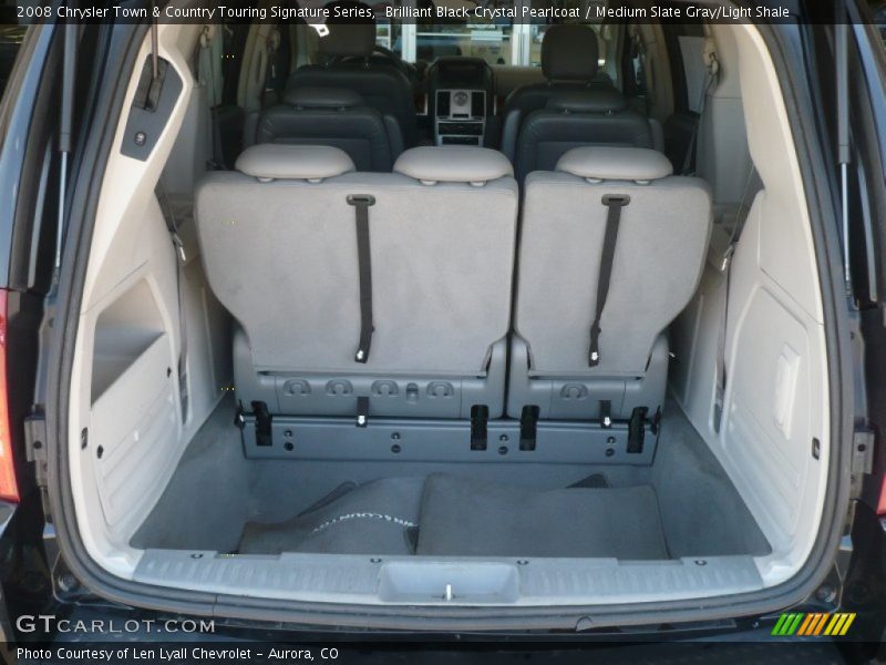 Brilliant Black Crystal Pearlcoat / Medium Slate Gray/Light Shale 2008 Chrysler Town & Country Touring Signature Series